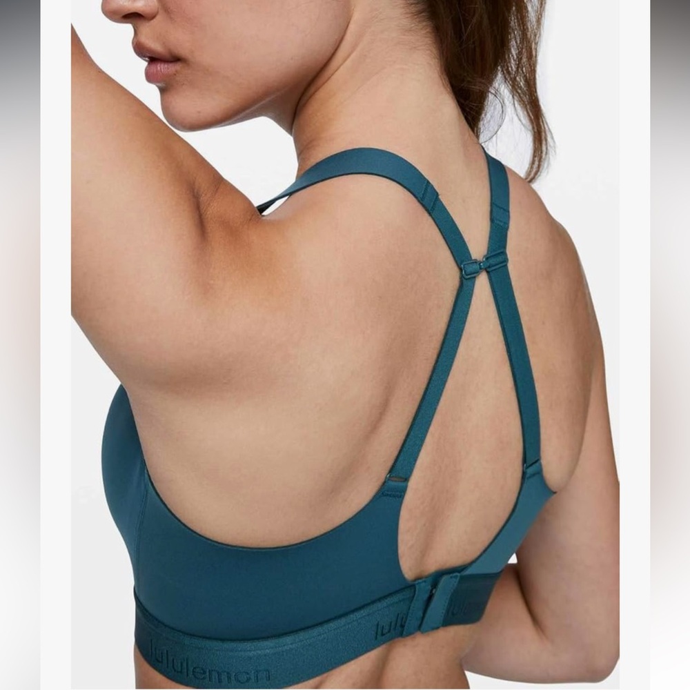 lululemon athletica Fine Form Bra in 
Bermuda Teal sz 36E (DD)